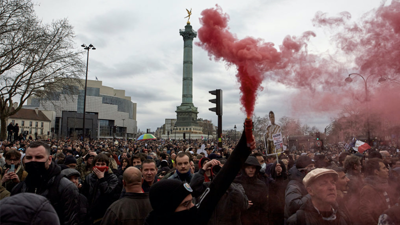 French Senate Passes Controversial Pension Reform Raising Retirement Age Despite Mass Protests