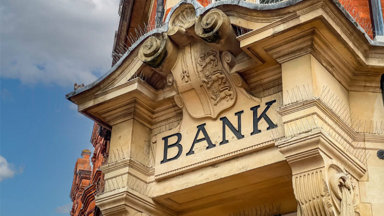 Why Do Banks Still Fail?