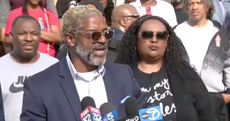 Chicago Residents Rise Up Against Biden's Illegal Migrant Wave, Condemn 'Replacement' of Black Votes