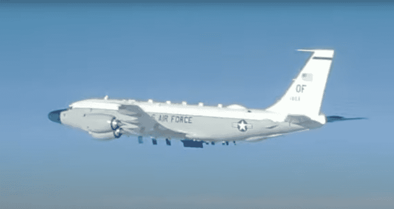 Video: Chinese jet buzzes, shakes US Air Force plane