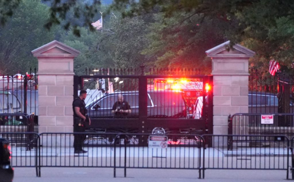 The White House is Evacuated After 'Hazardous Material' is Found, This is What We Know