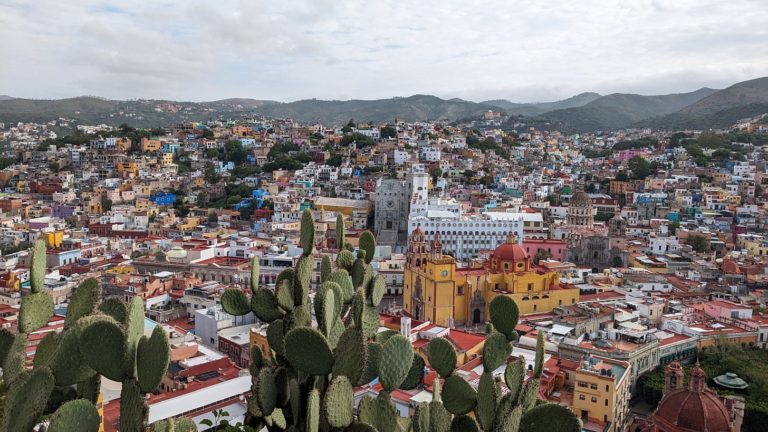 Guanajuato, Mexico: Bimbo Trucks and God-Sized God Statues