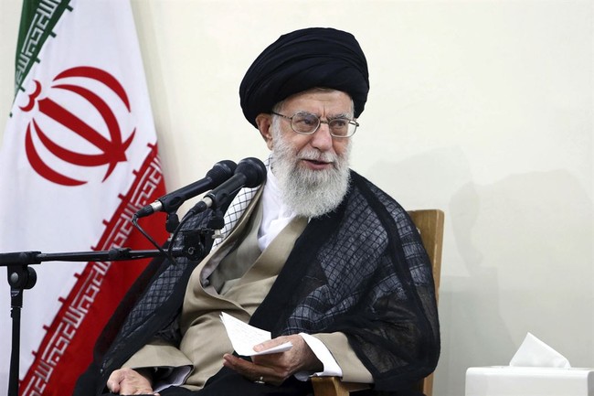 Iran’s Khamenei Says Yemeni Terrorists Are 'On the Path of God’