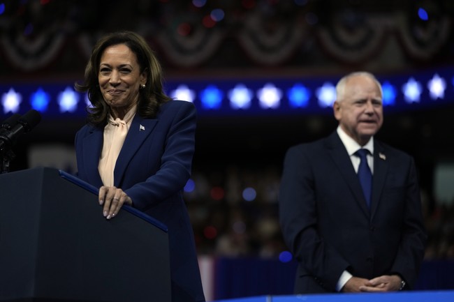 The Morning Briefing: Kamala Is Bringing a Mansplainer Chaperone to Her First 'Interview'