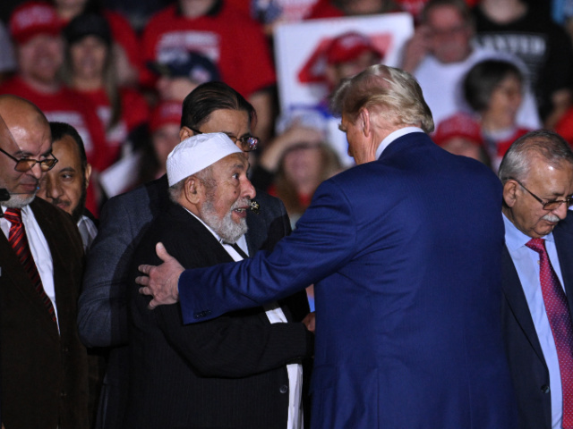 Michigan Muslim Leaders Endorse Trump: 'He Promises Peace, Not War'