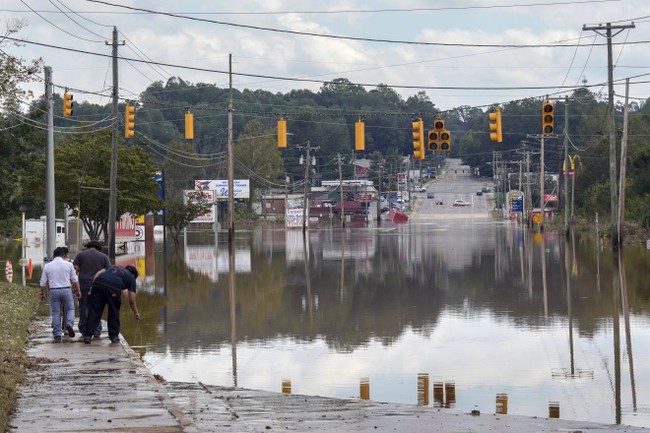 Politicians Are Hindering Rescue Efforts in North Carolina, and One Rescuer Has Had Enough