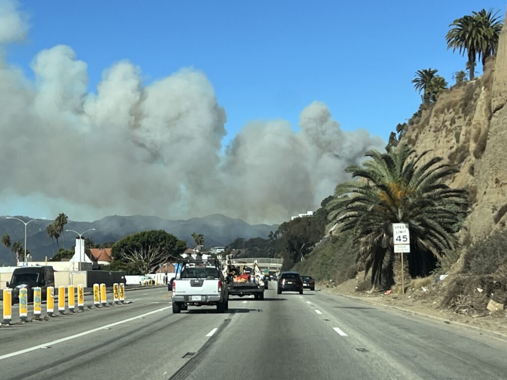 Palisades Wildfire Threatens School, Homes in Los Angeles