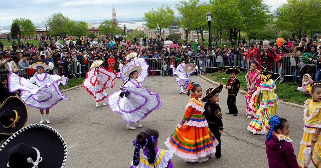 Cinco de Mayo Events Canceled for Fear of ICE Raids, Deportations