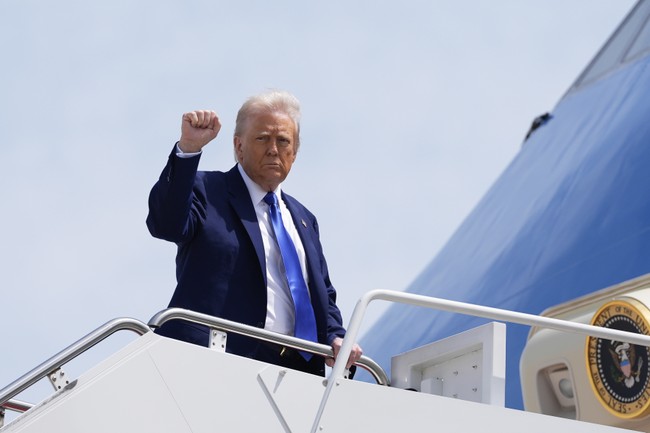 Is the Dems’ Worst Nightmare Coming True? - InfoArmed - Trump Knows