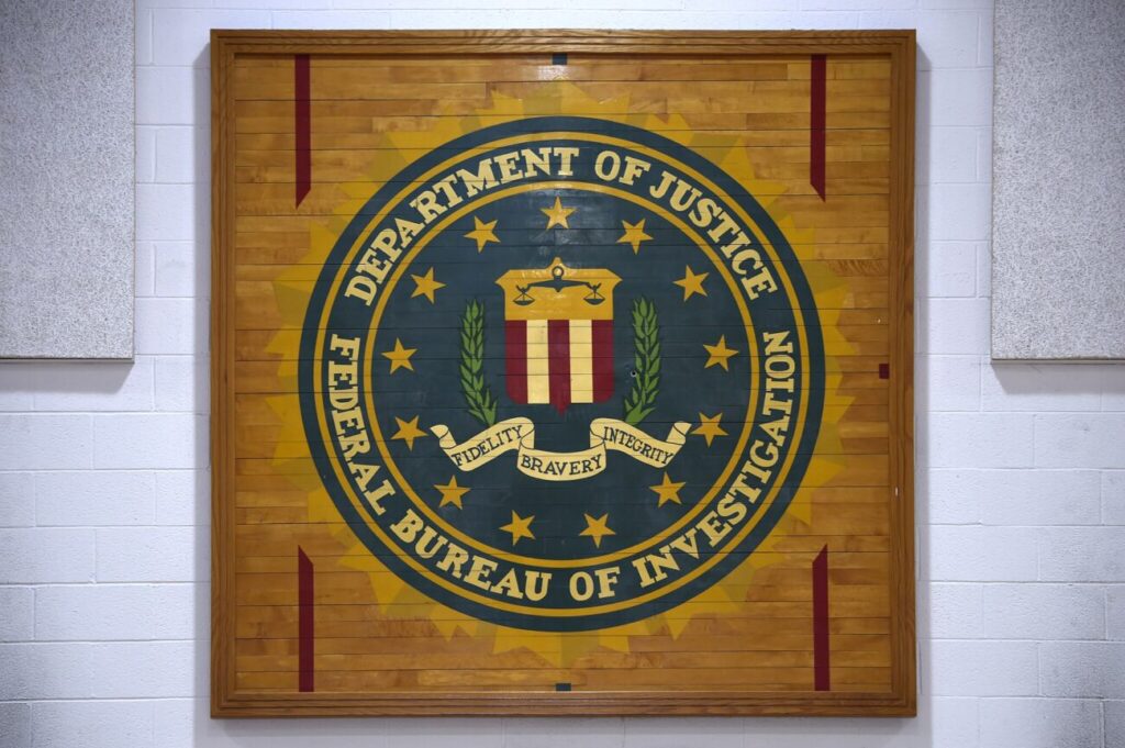 DOJ Officials Didn't Know Database Let FBI Bury Russiagate Docs - InfoArmed - Trump Knows